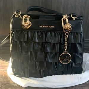 Micheal Kors purse